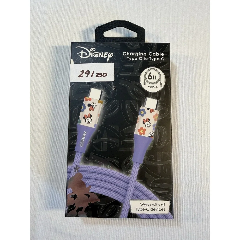 Minnie Mouse‎ Disney Type C to Type C 6 Foot Charging Cable New With Tags
